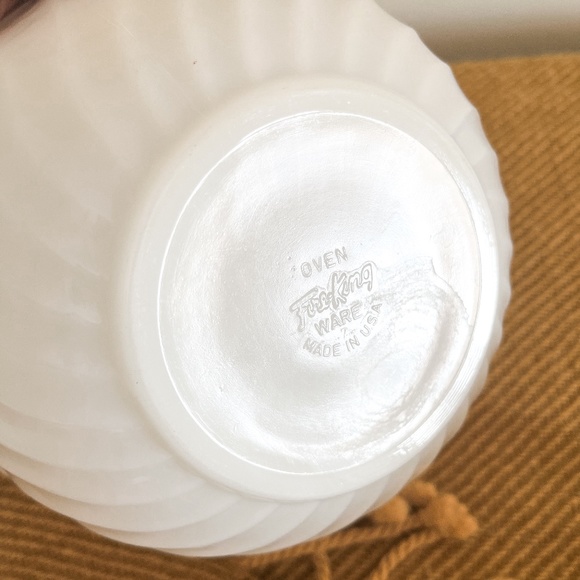 Fire King Milk Glass Hobnail Scalloped Vase / Planter and Swirl Mixing Bowl - Picture 5 of 6